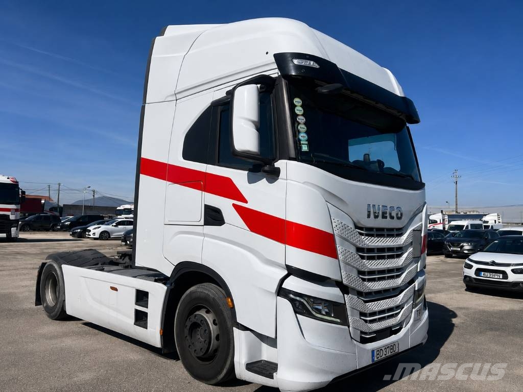 Iveco S-Way 530 Naudoti vilkikai