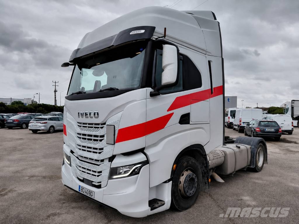 Iveco S-Way 530 Naudoti vilkikai