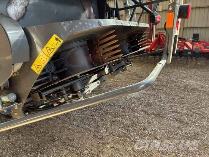 CLAAS Lexion 8800 TerraTrac Kombajni
