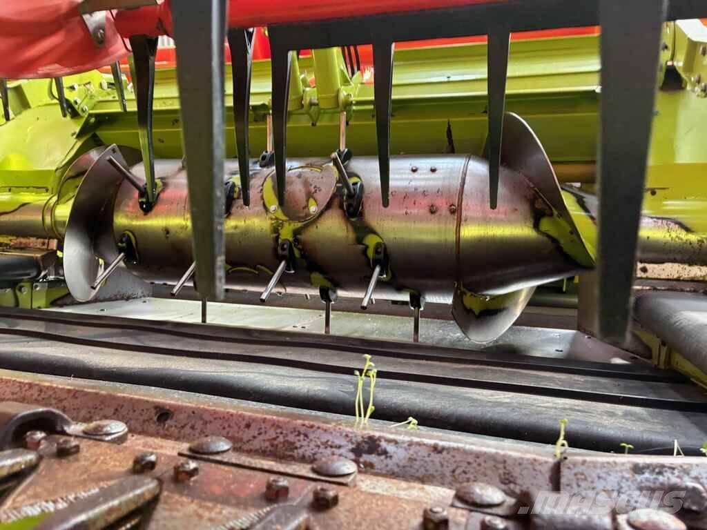 CLAAS Lexion 8800 TerraTrac Kombajni