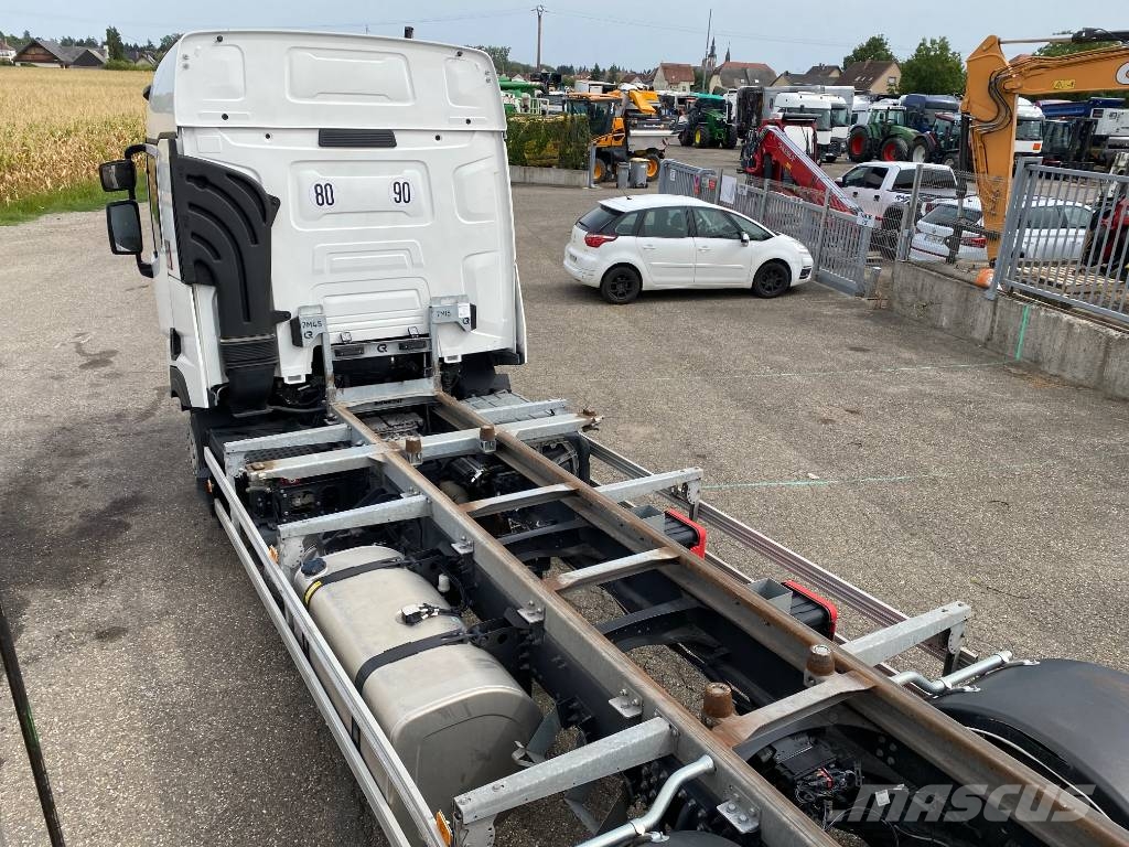 Renault T440/DE13-REGNAULT 1er Main endommagé Camiones chasis