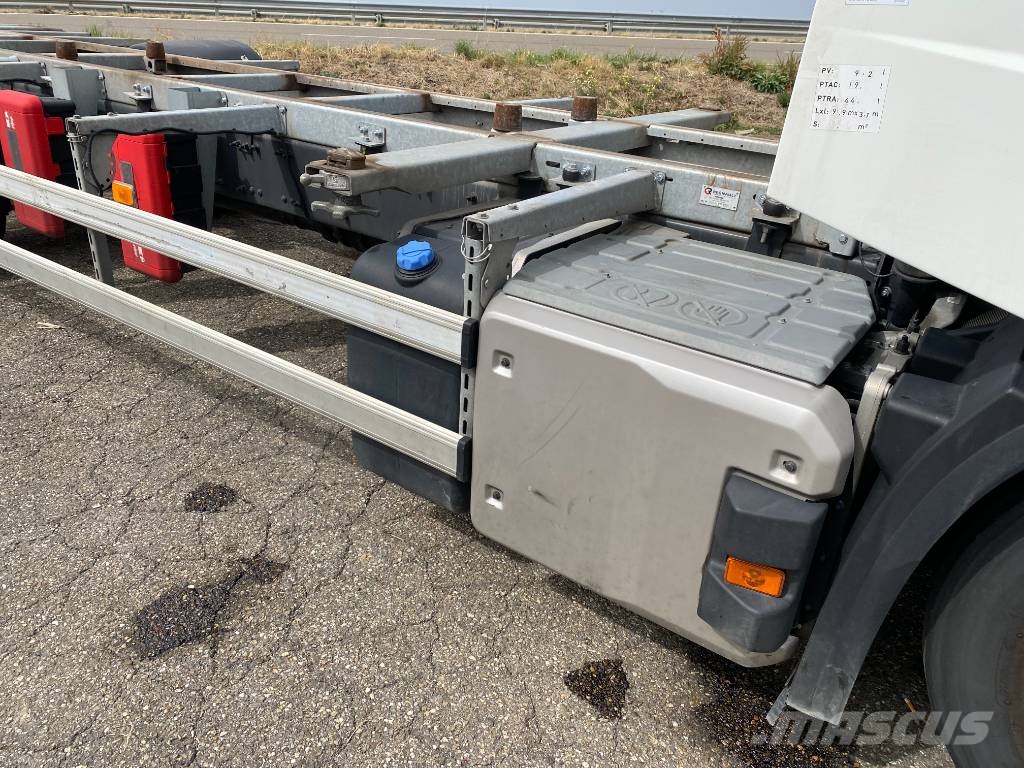 Renault T440/DE13-REGNAULT 1er Main endommagé Camiones chasis