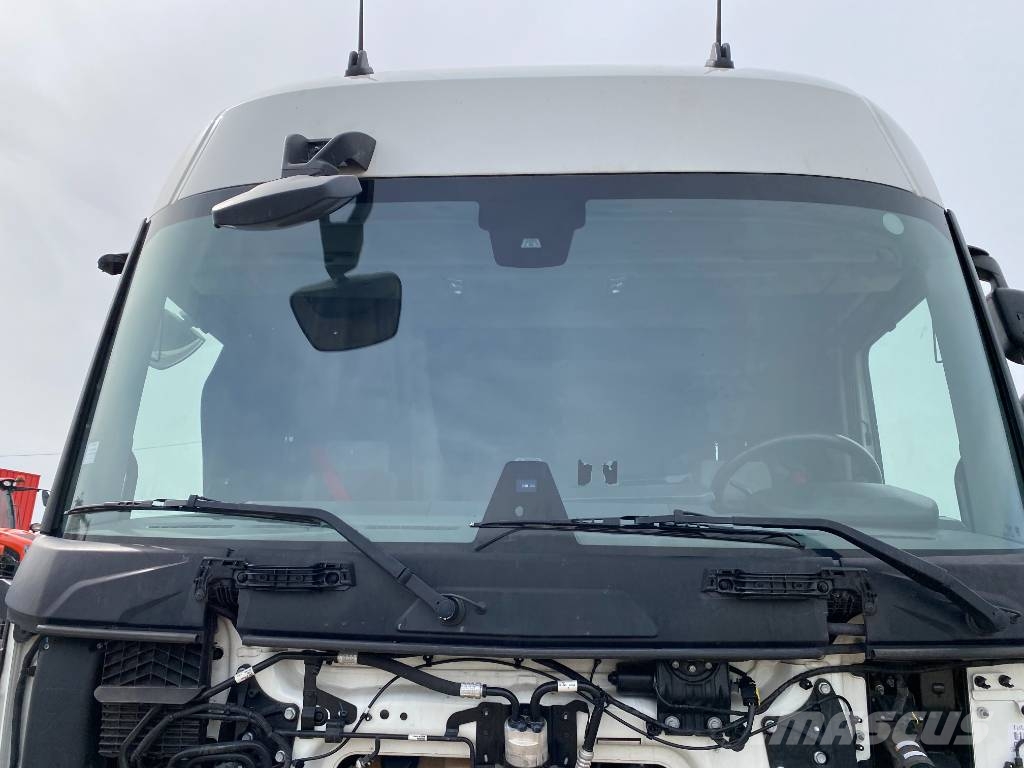 Renault T440/DE13-REGNAULT 1er Main endommagé Camiones chasis