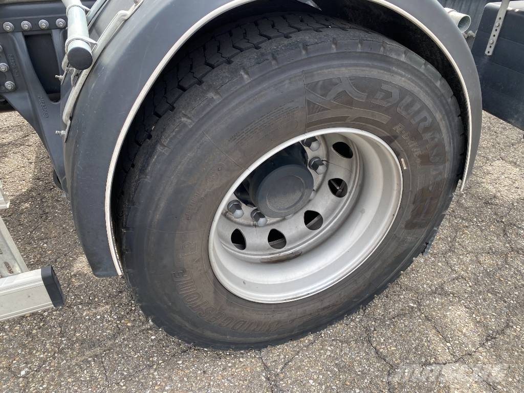 Renault T440/DE13-REGNAULT 1er Main endommagé Camiones chasis