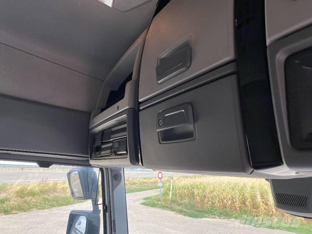 Renault T440/DE13-REGNAULT 1er Main endommagé Camiones chasis