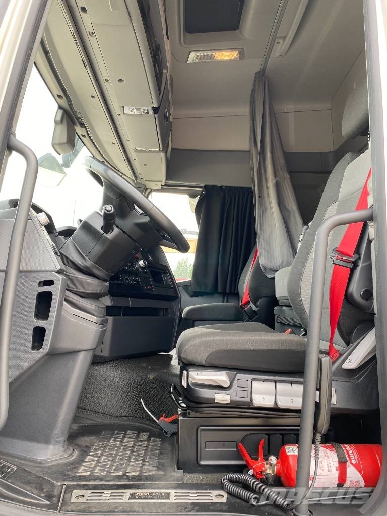 Renault T440/DE13-REGNAULT 1er Main endommagé Camiones chasis