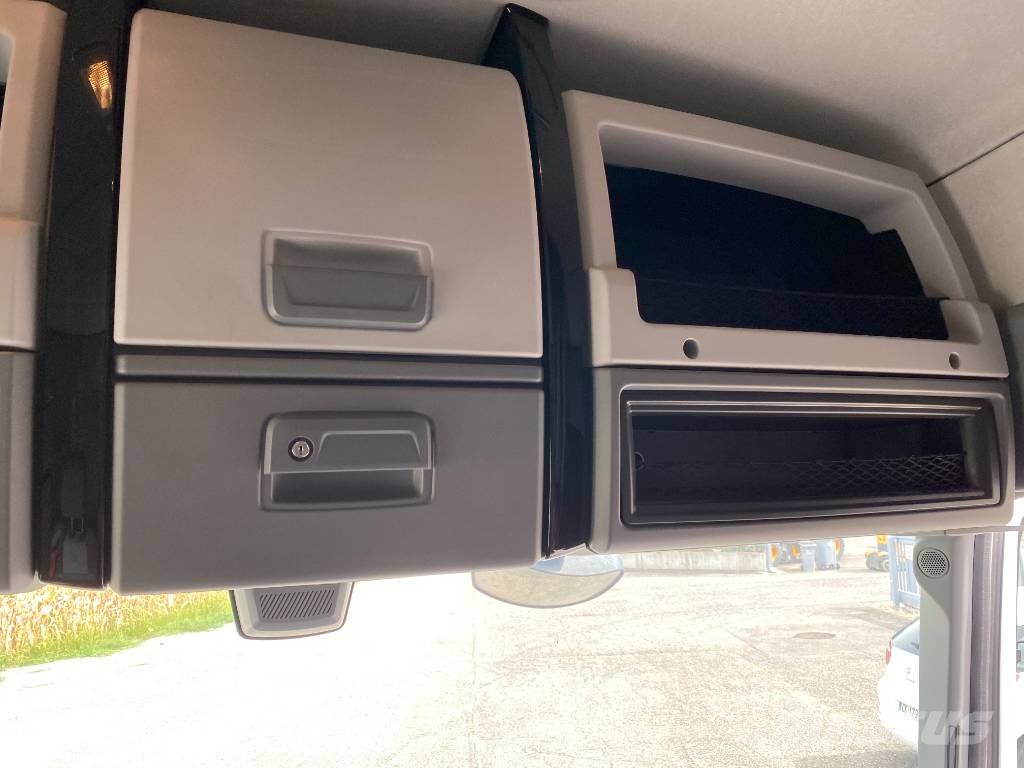 Renault T440/DE13-REGNAULT 1er Main endommagé Camiones chasis