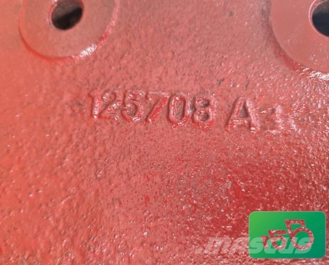 McCormick Final drive 1341255C4 MC100 Transmisijos