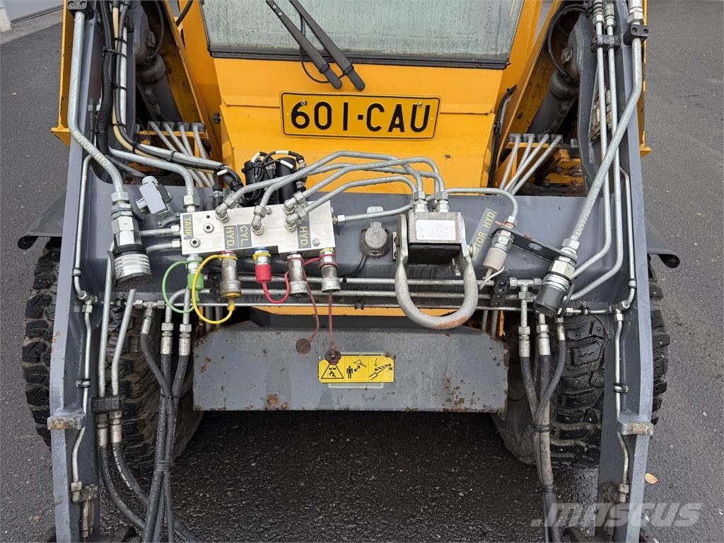 Wille 455B Комунални съоражения