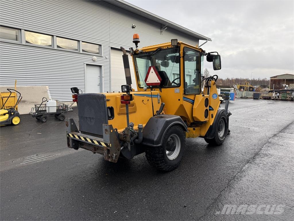 Wille 455B Комунални съоражения