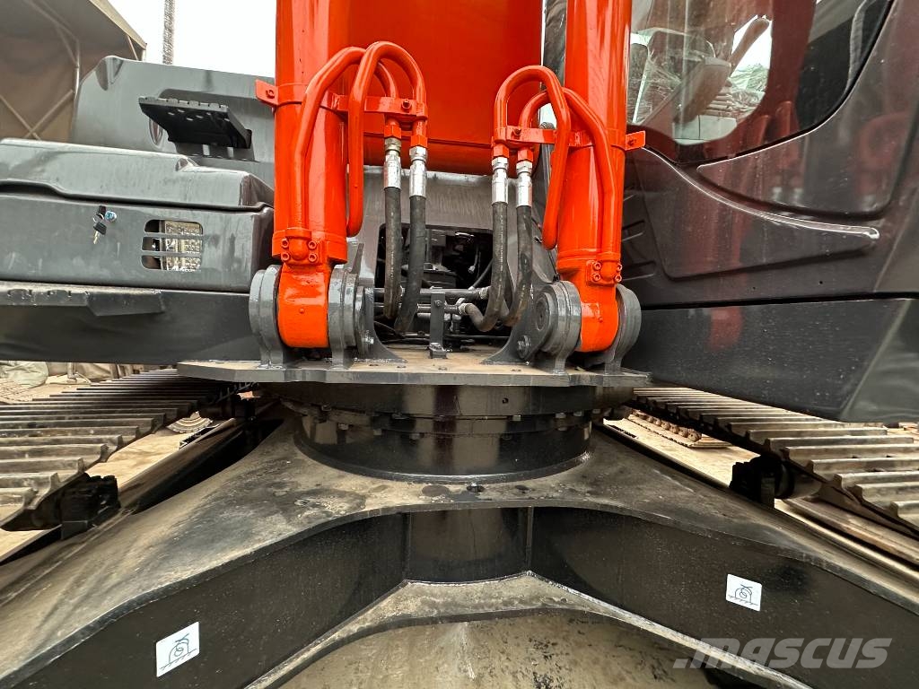Hitachi 350 - 5G Гусеничні екскаватори