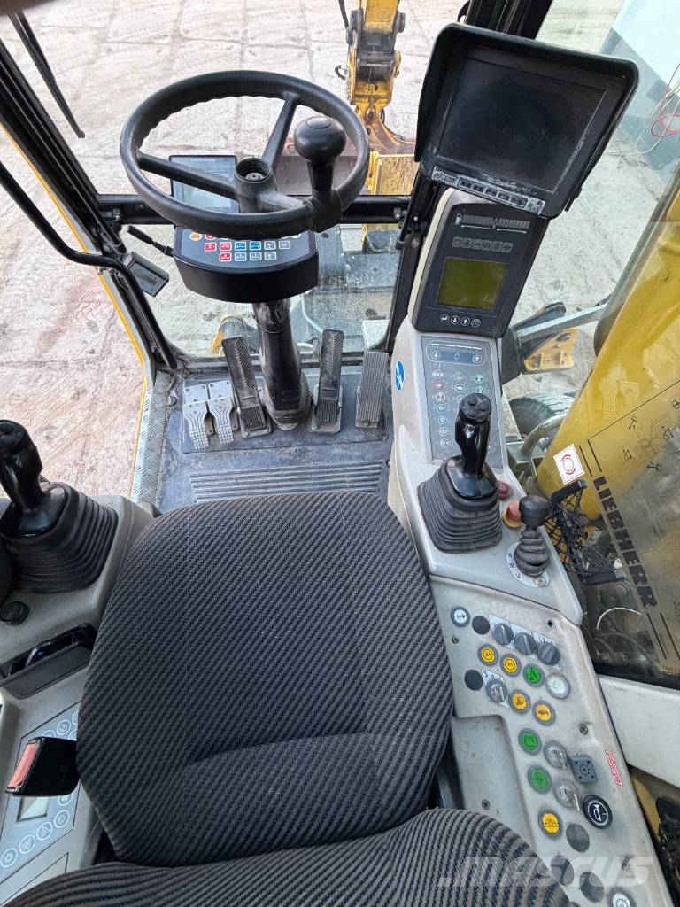 Liebherr A 900 C ZW inkl. Bahnzulassung bis 08/2027  휠 굴삭기