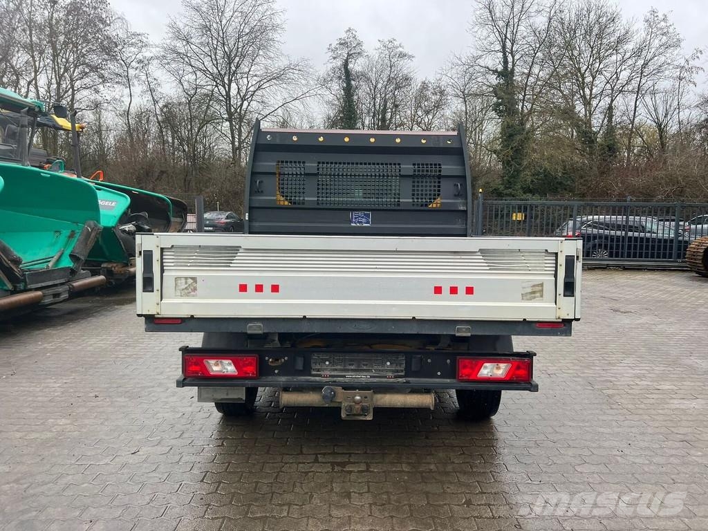 Ford Transit 플랫베드/드롭사이드 트럭
