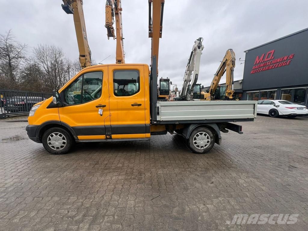 Ford Transit 플랫베드/드롭사이드 트럭