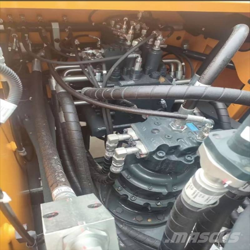 Hyundai HX 220 L Гусеничні екскаватори