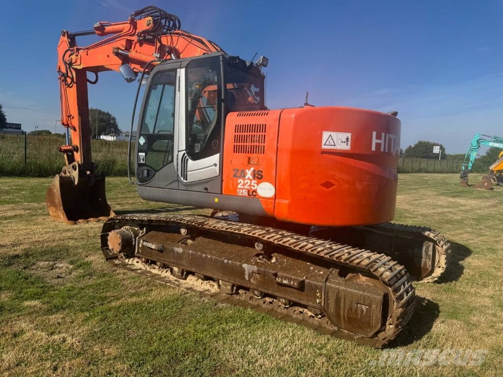 Hitachi ZX 225 US LC-3 Escavatori cingolati