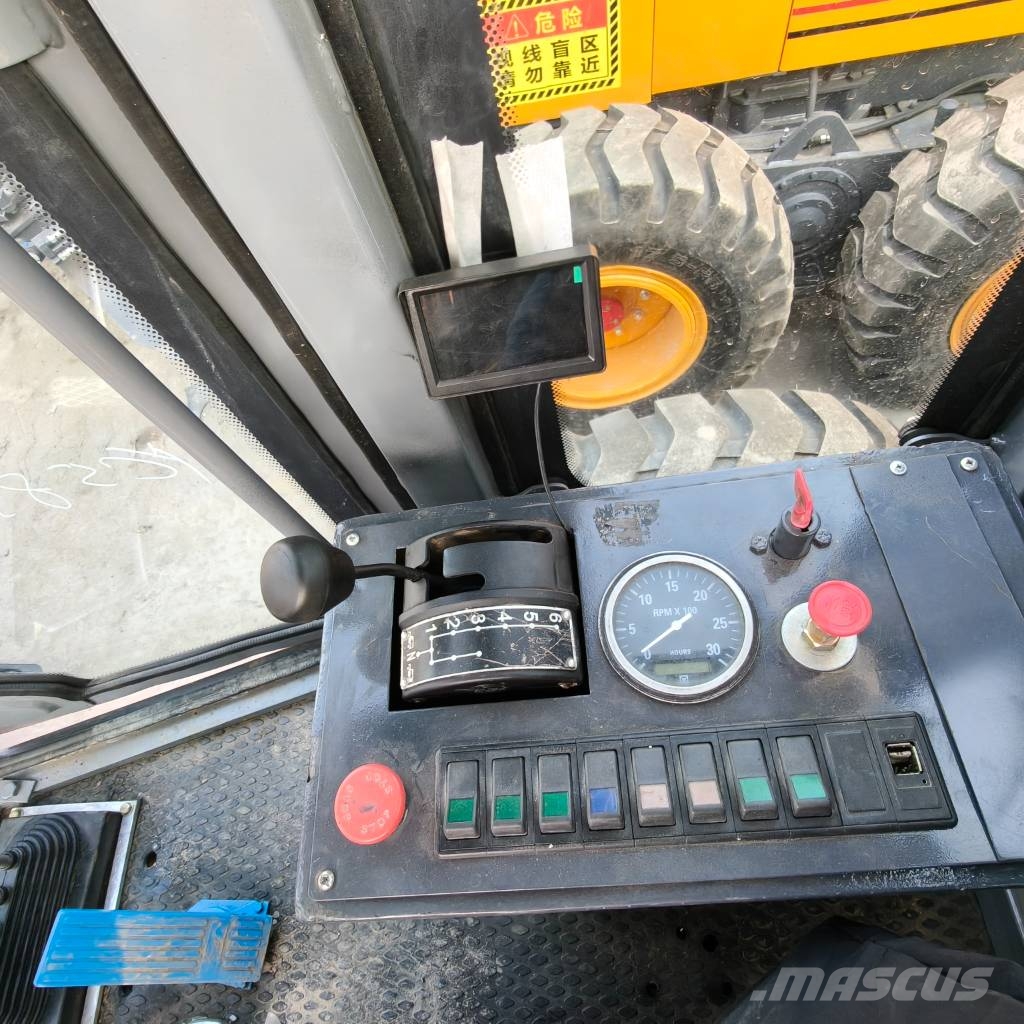 XCMG GR215 Γκρέιντερς