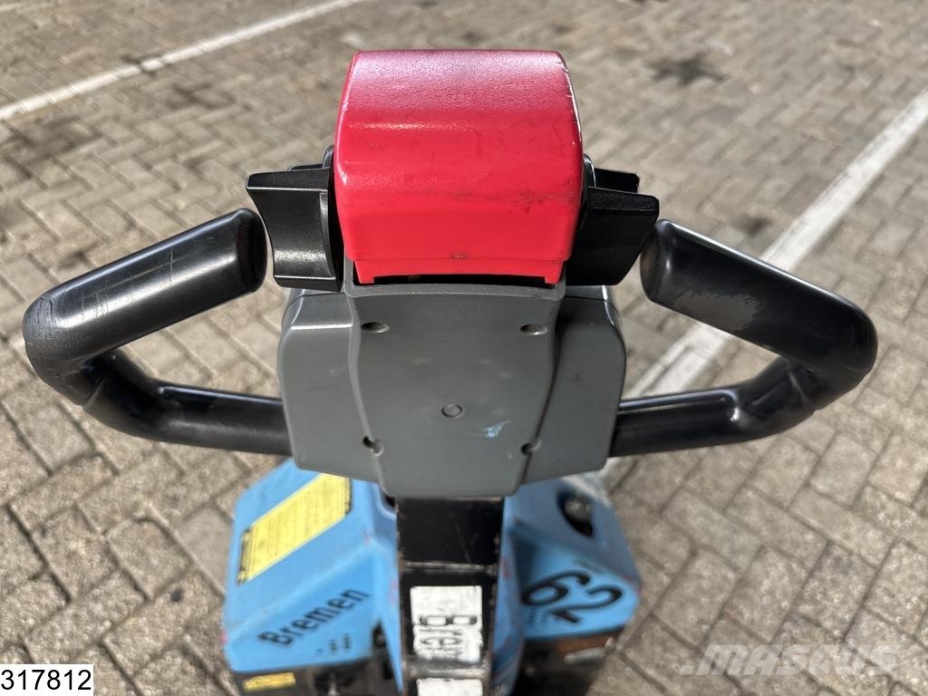 Hanselifter E-BF-06 1500 kg, 0,8 kW Pedestrian power pallet trucks