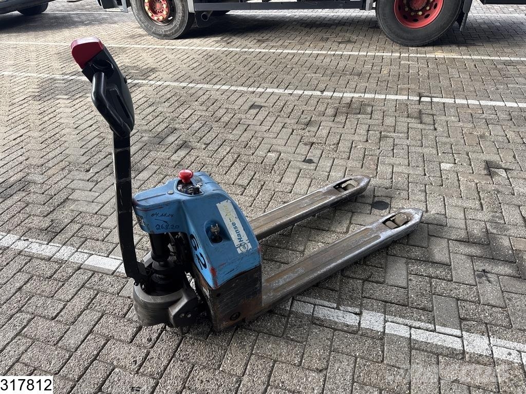 Hanselifter E-BF-06 1500 kg, 0,8 kW Pedestrian power pallet trucks