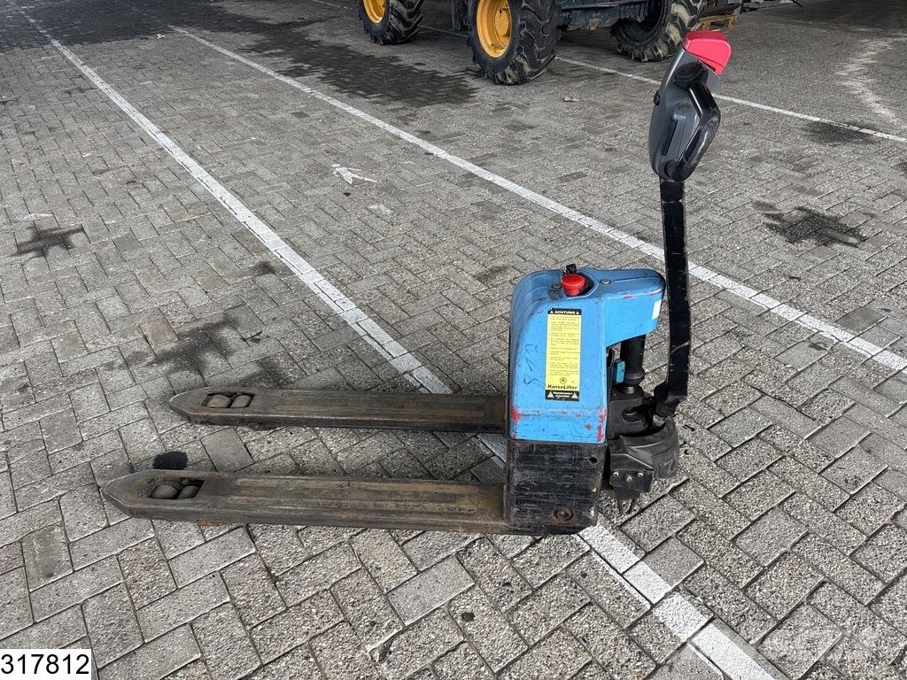 Hanselifter E-BF-06 1500 kg, 0,8 kW Pedestrian power pallet trucks
