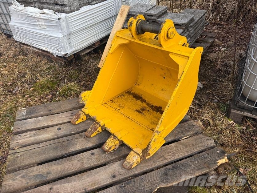 Komatsu PC55MR حفارات وسط 7 طن - 12 طن