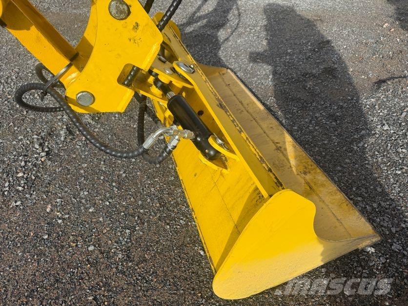 Komatsu PC55MR حفارات وسط 7 طن - 12 طن