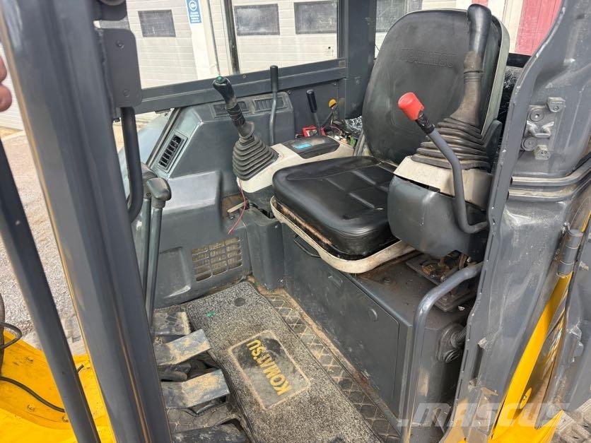 Komatsu PC55MR حفارات وسط 7 طن - 12 طن