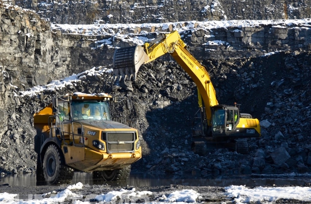 Sumitomo SH360-7 Koparki gąsienicowe