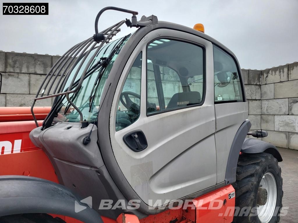 Manitou MT1440 مناولات متداخلة