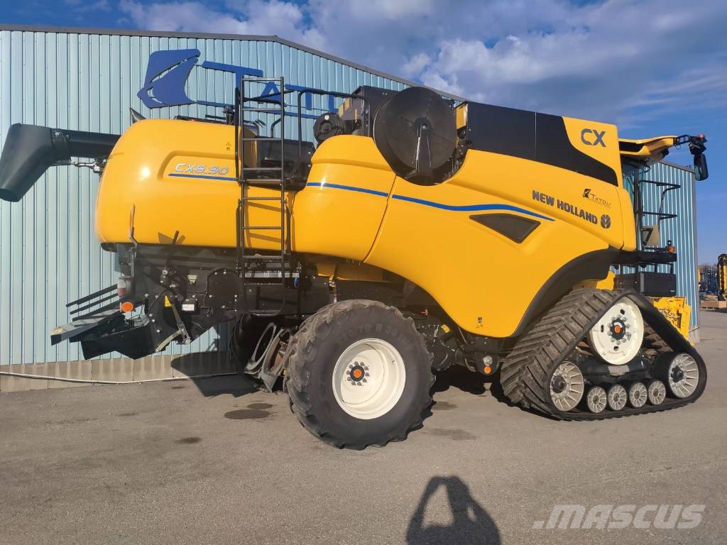 New Holland CX 8.90 SLH + MACDON FD230 Kombinované zberacie stroje
