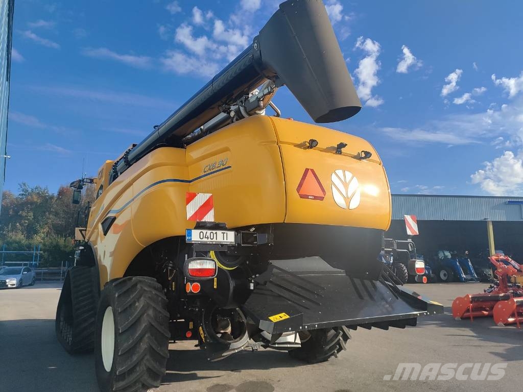 New Holland CX 8.90 SLH + MACDON FD230 Kombinované zberacie stroje