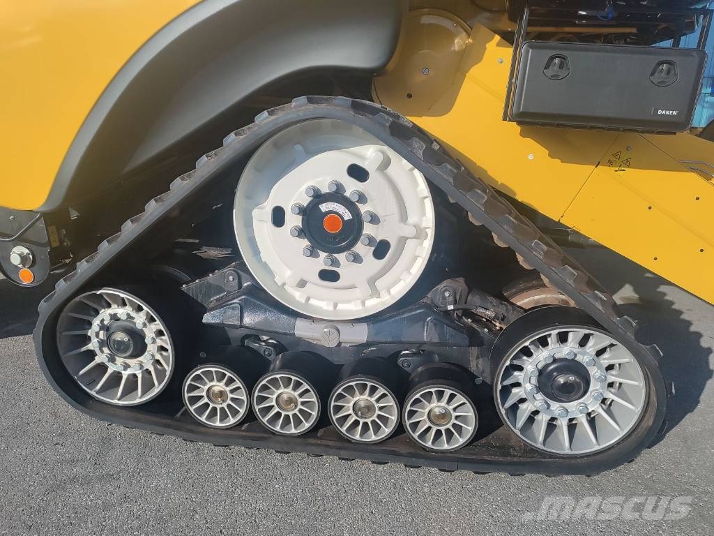 New Holland CX 8.90 SLH + MACDON FD230 Kombinované zberacie stroje