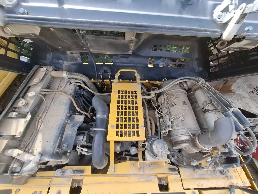 Komatsu HB 365 NLC-3 Hybrid Εκσκαφείς με ερπύστριες