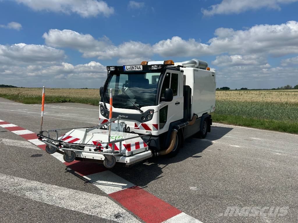 Multicar M31H mit ICT Aufbau Nettoyeur haute pression