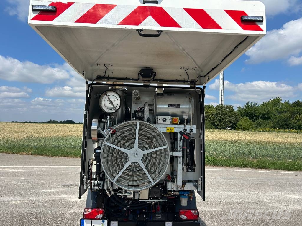 Multicar M31H mit ICT Aufbau Nettoyeur haute pression