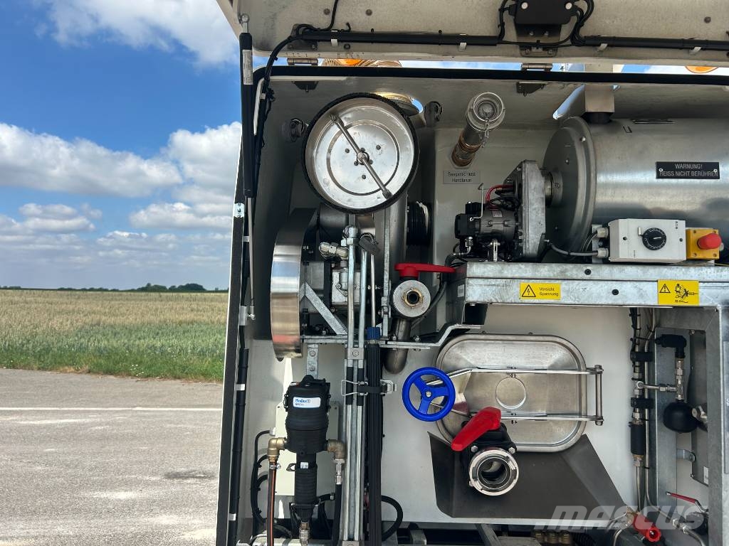 Multicar M31H mit ICT Aufbau Nettoyeur haute pression
