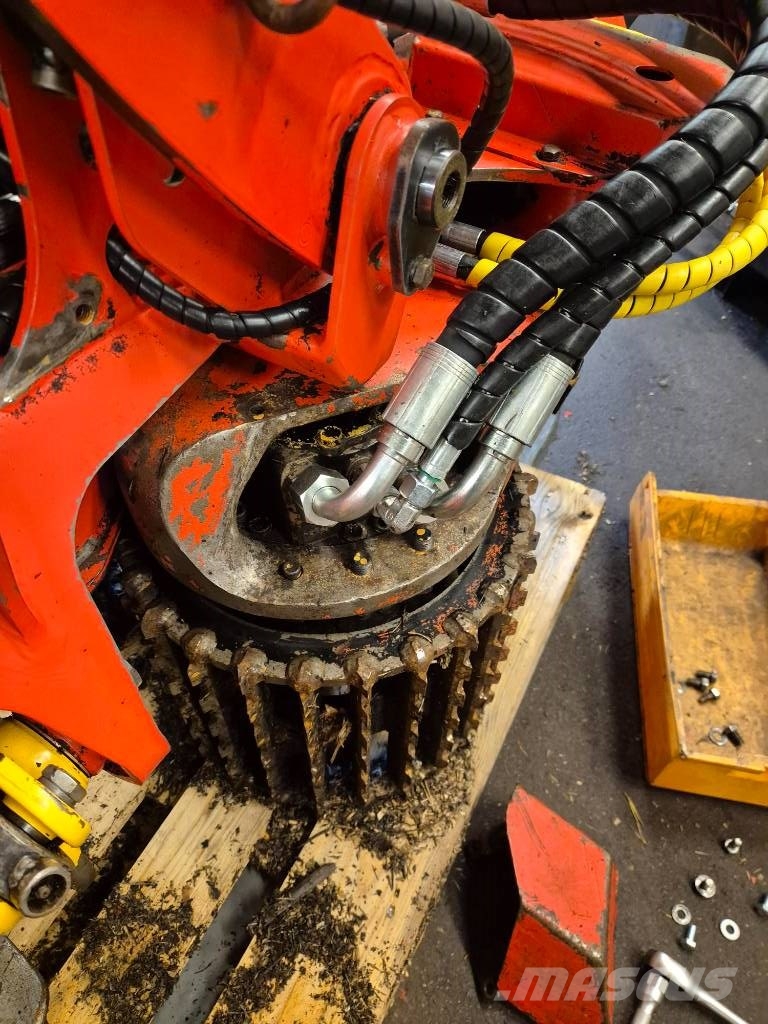 Sp Maskiner SP561LF Harvester heads