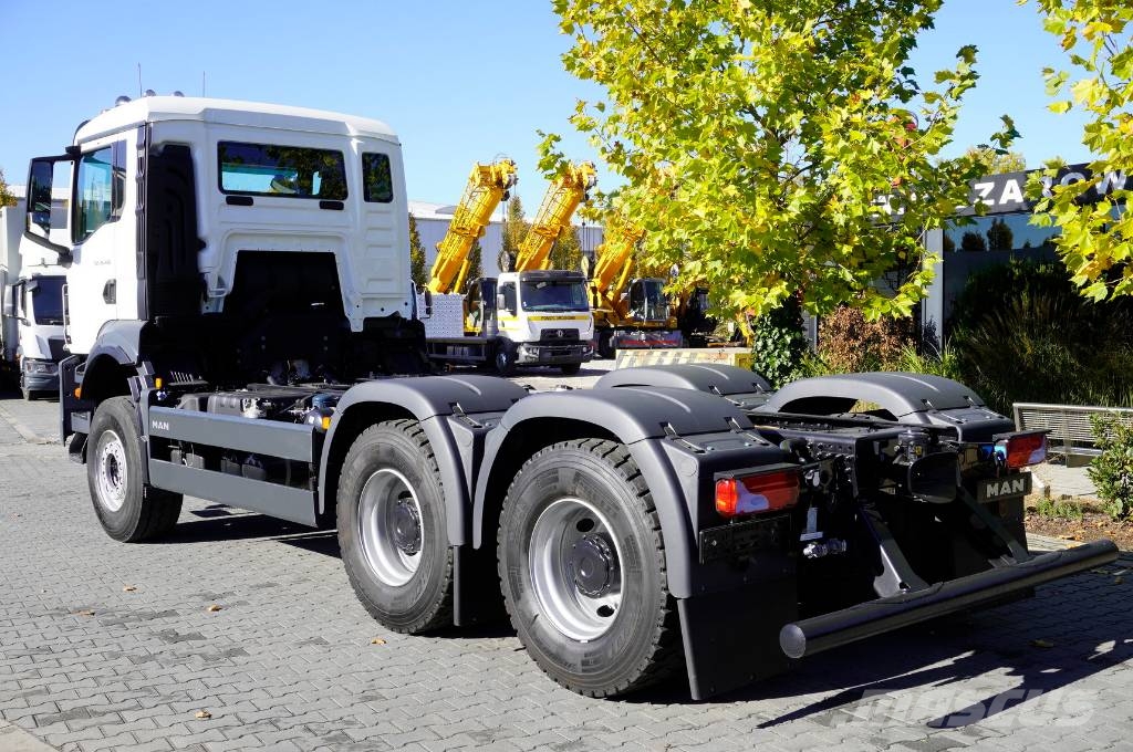 MAN TGS 26.480 6x4 / 20 tho. km!!! / chassis 530 cm Шасі з кабіною