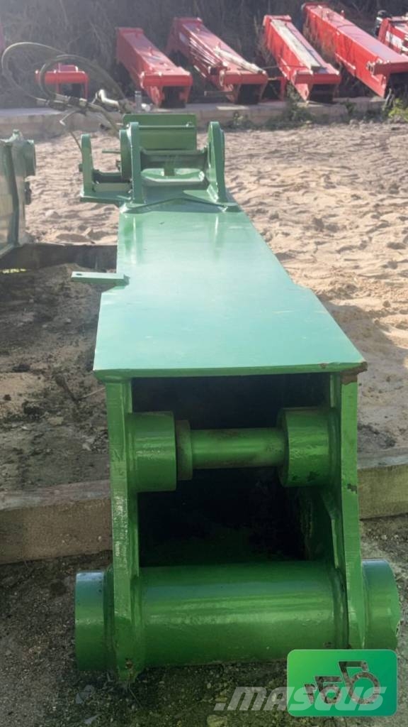 John Deere 3200 Outer boom AZ63714 AZ55496 Šasija i vešenje