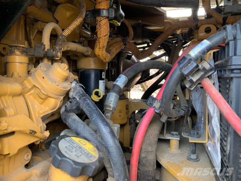 CAT CB 7 Tandemjyrät