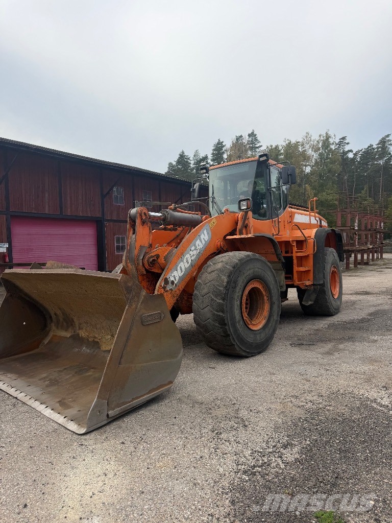 Doosan DL 450 Chargeuse sur pneus