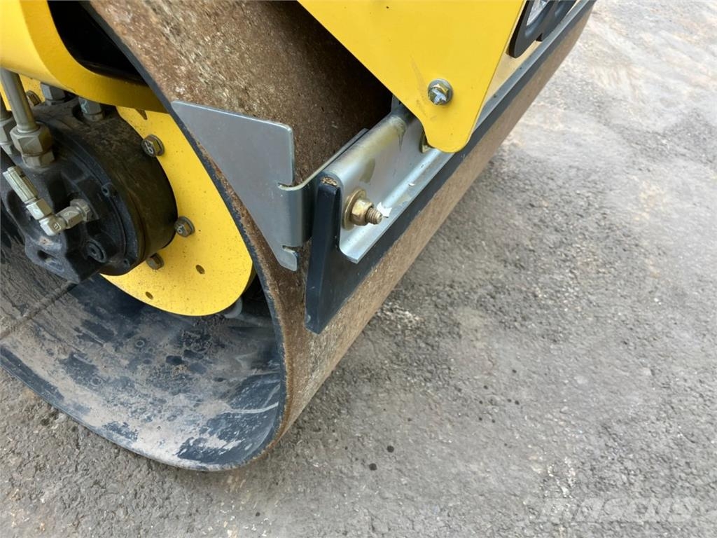 Bomag CN BW 120 AD-5 Dvojni valjarji