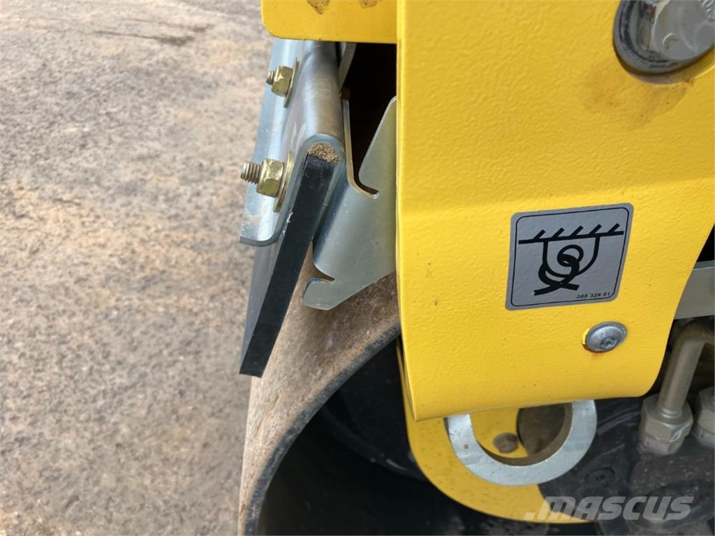 Bomag CN BW 120 AD-5 Dvojni valjarji