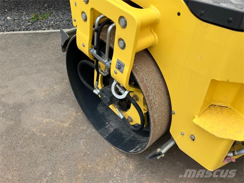 Bomag CN BW 120 AD-5 Dvojni valjarji