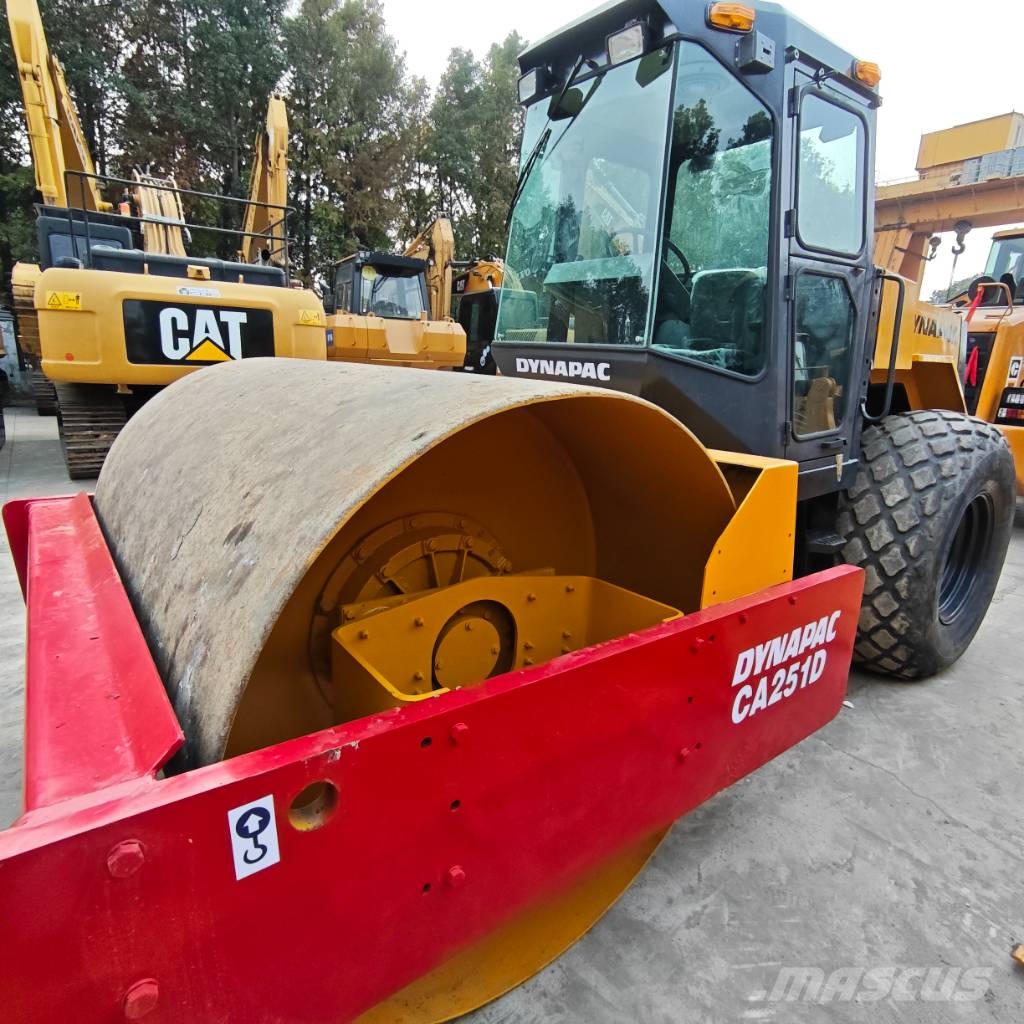 Dynapac CA 251 D Single drum rollers