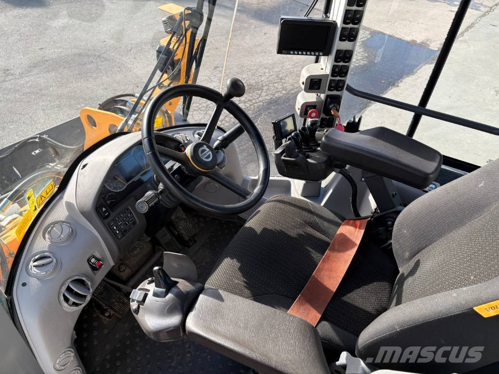 Volvo L60H lastmaskin, all utrustning, sv-såld Pyöräkuormaajat