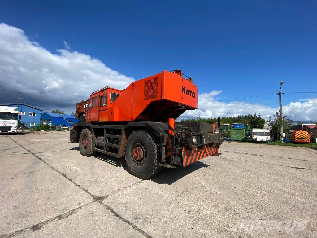 Kato KR 500 Ruw terrein kranen