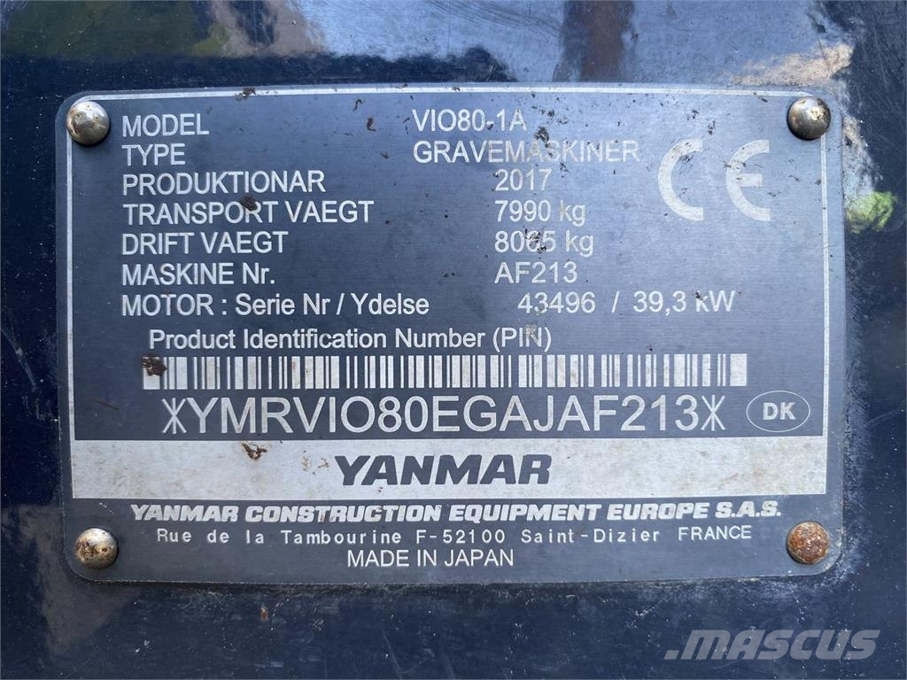 Yanmar VIO80-1A حفارات بعجل