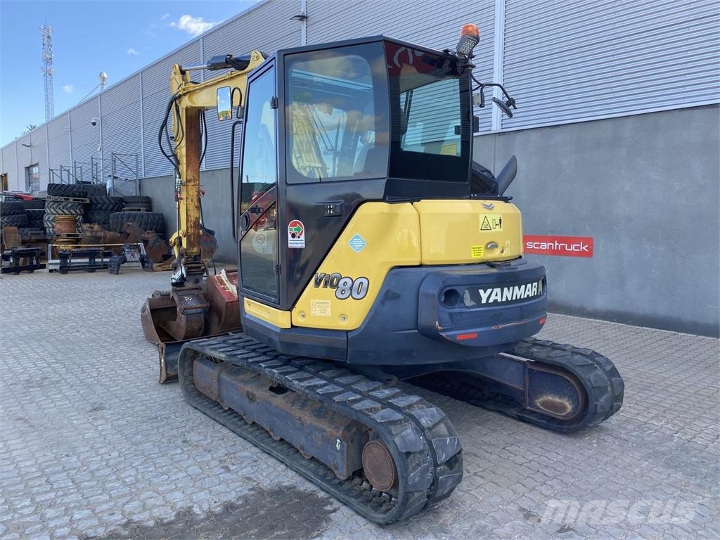 Yanmar VIO80-1A حفارات بعجل