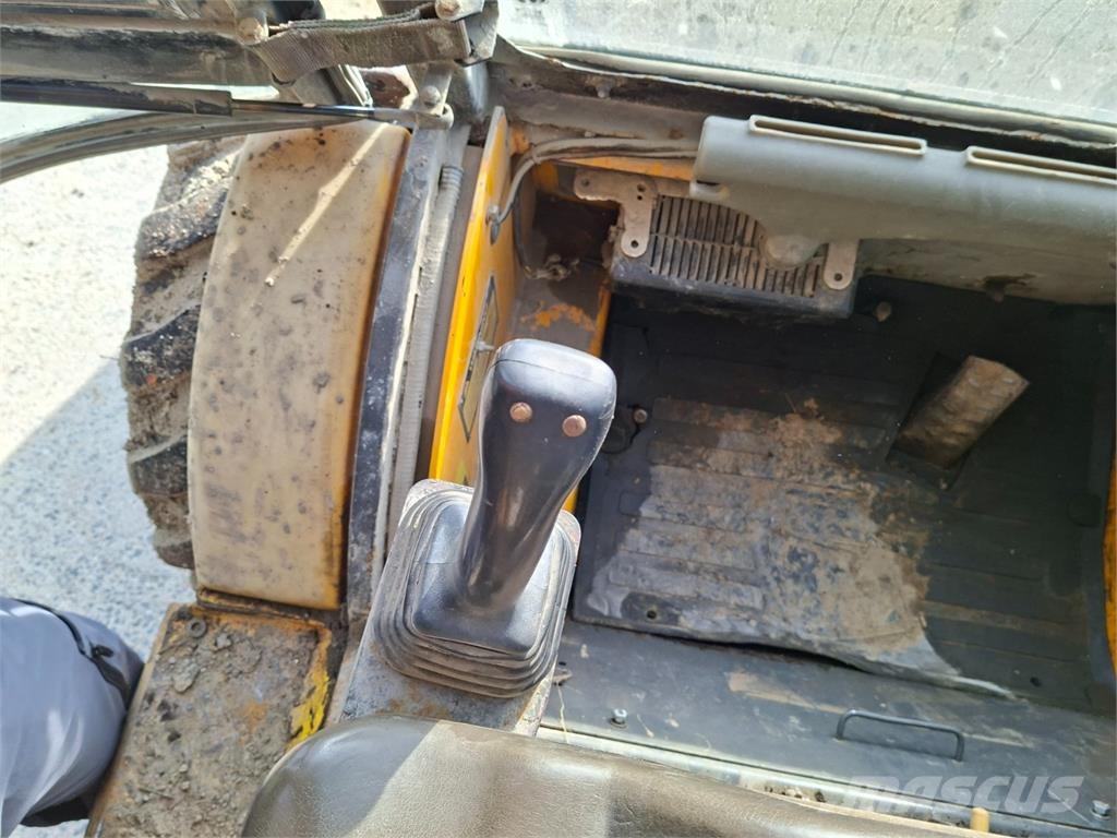 JCB ROBOT Diger